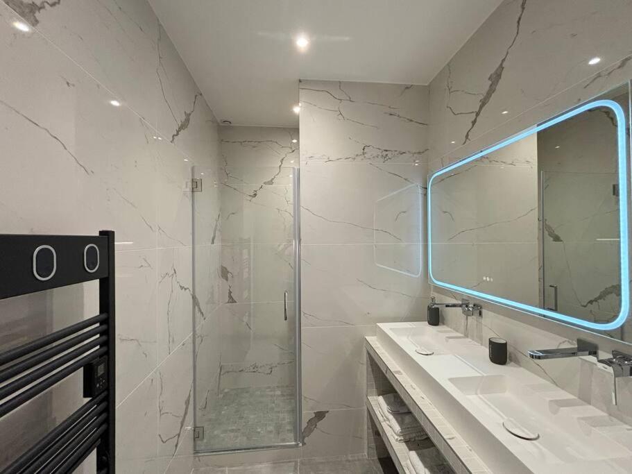 Renovated Near Tuileries And Concorde Apartment *